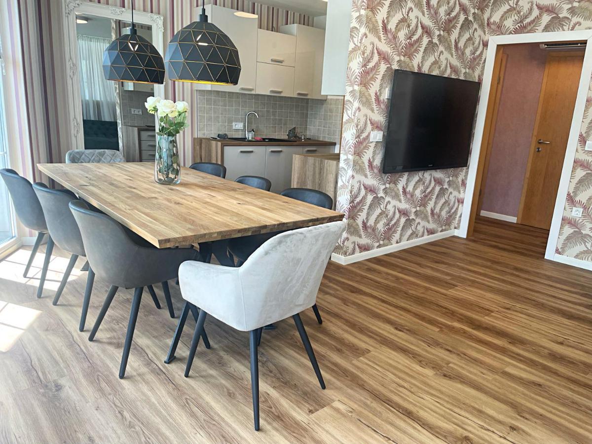 Vila Urbana Luxury Apartments Lesce  Esterno foto