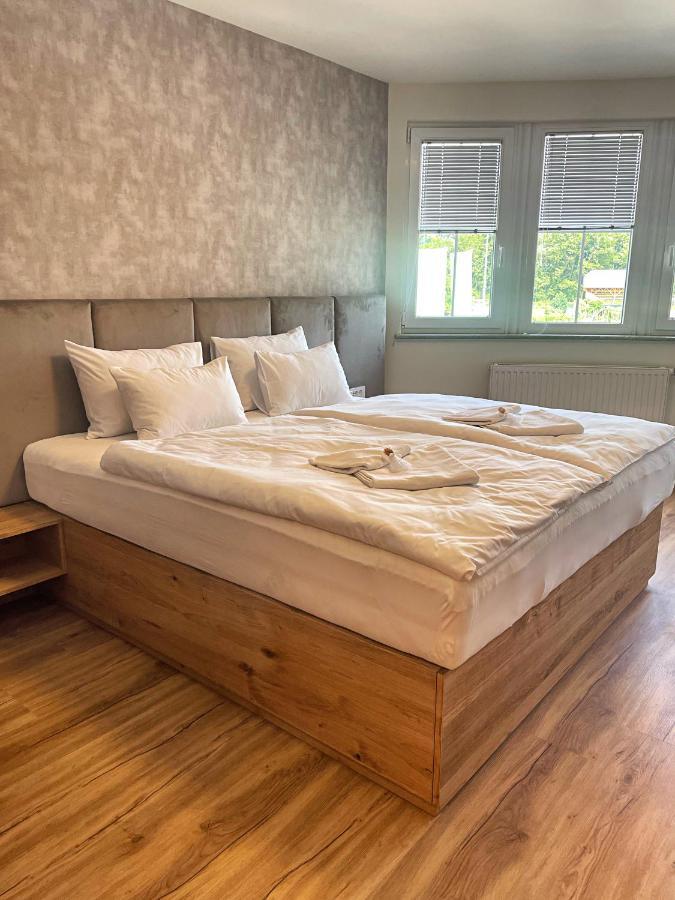 Vila Urbana Luxury Apartments Lesce  Esterno foto