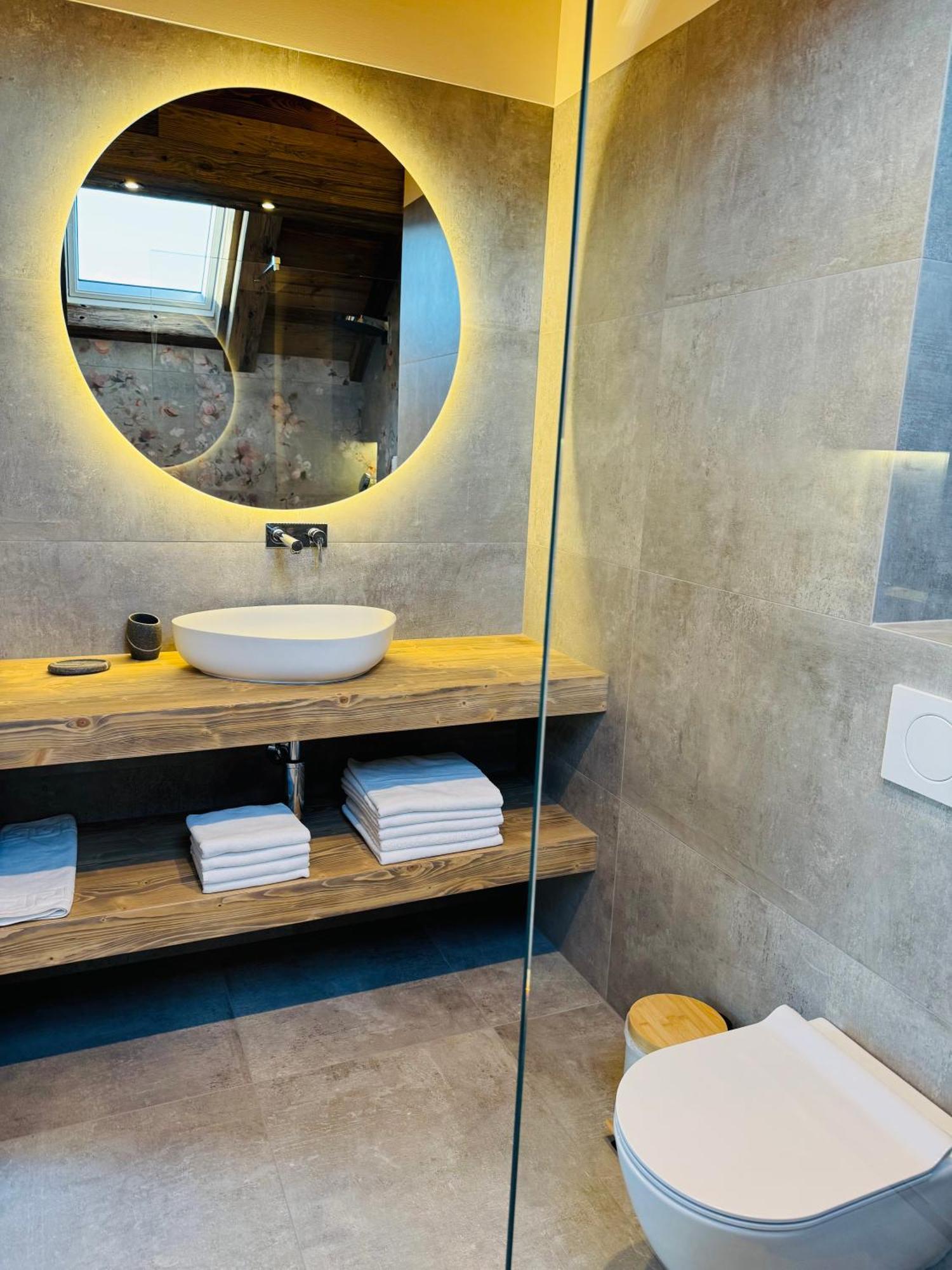Vila Urbana Luxury Apartments Lesce  Esterno foto