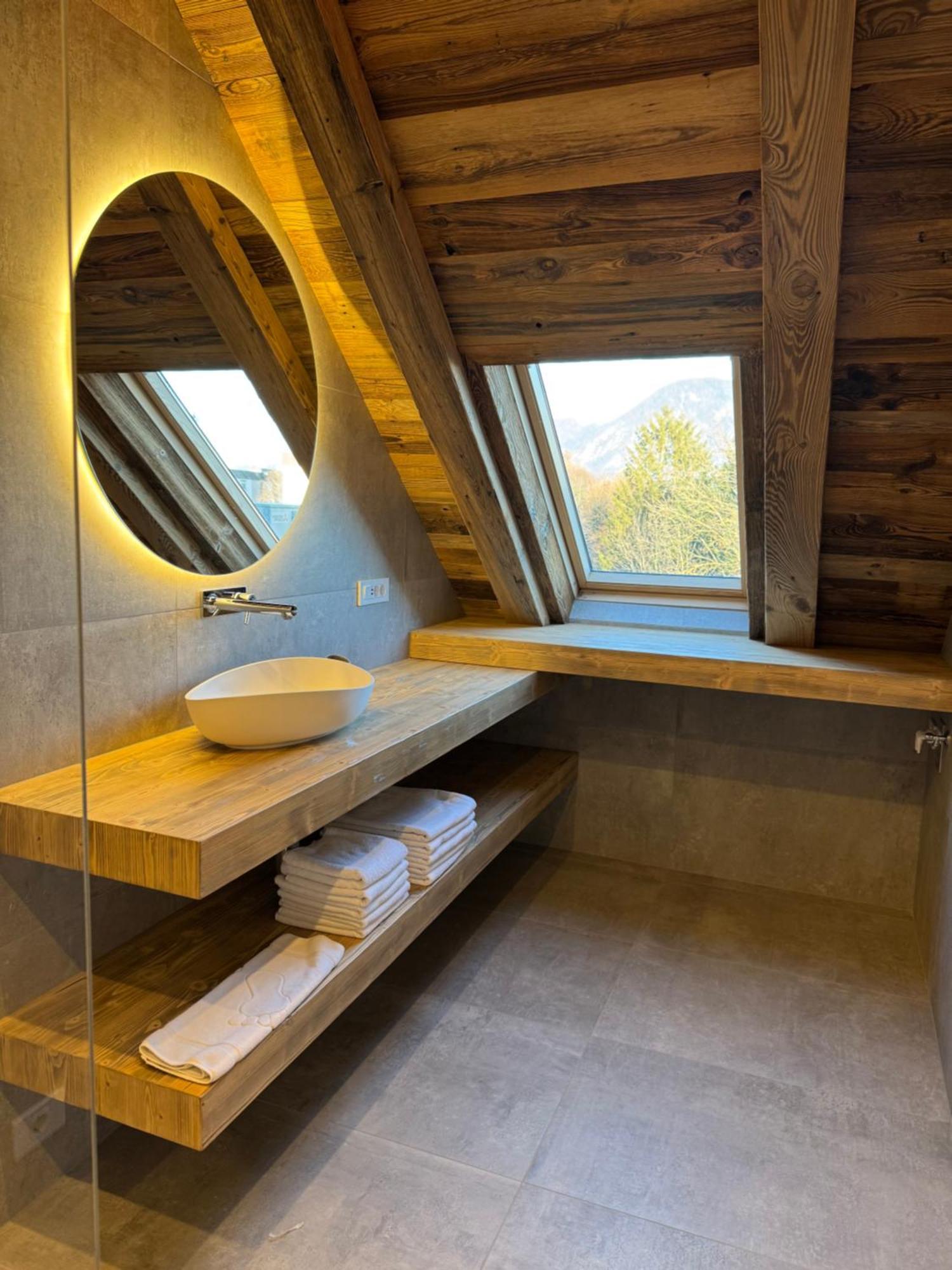 Vila Urbana Luxury Apartments Lesce  Esterno foto