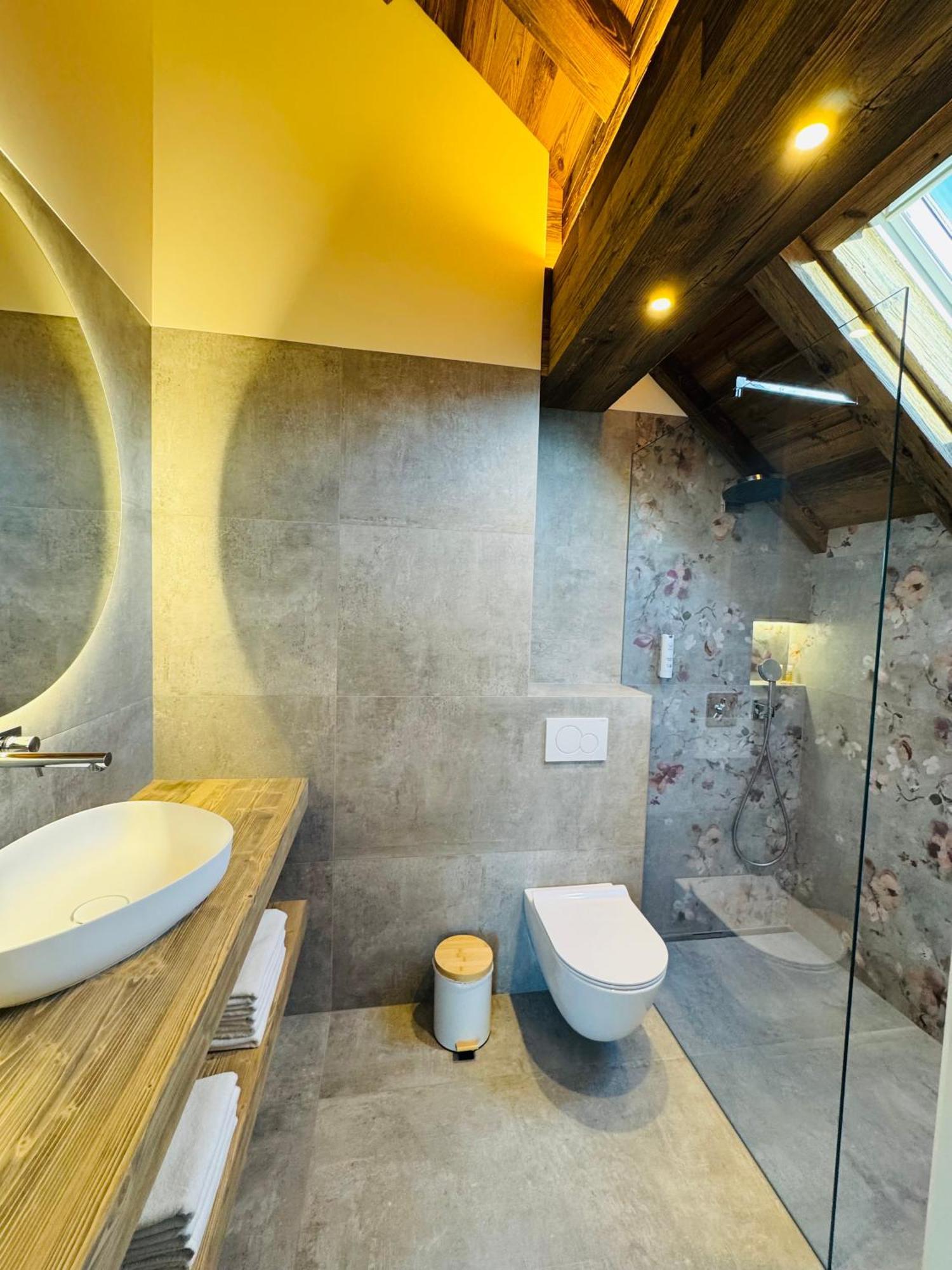 Vila Urbana Luxury Apartments Lesce  Esterno foto