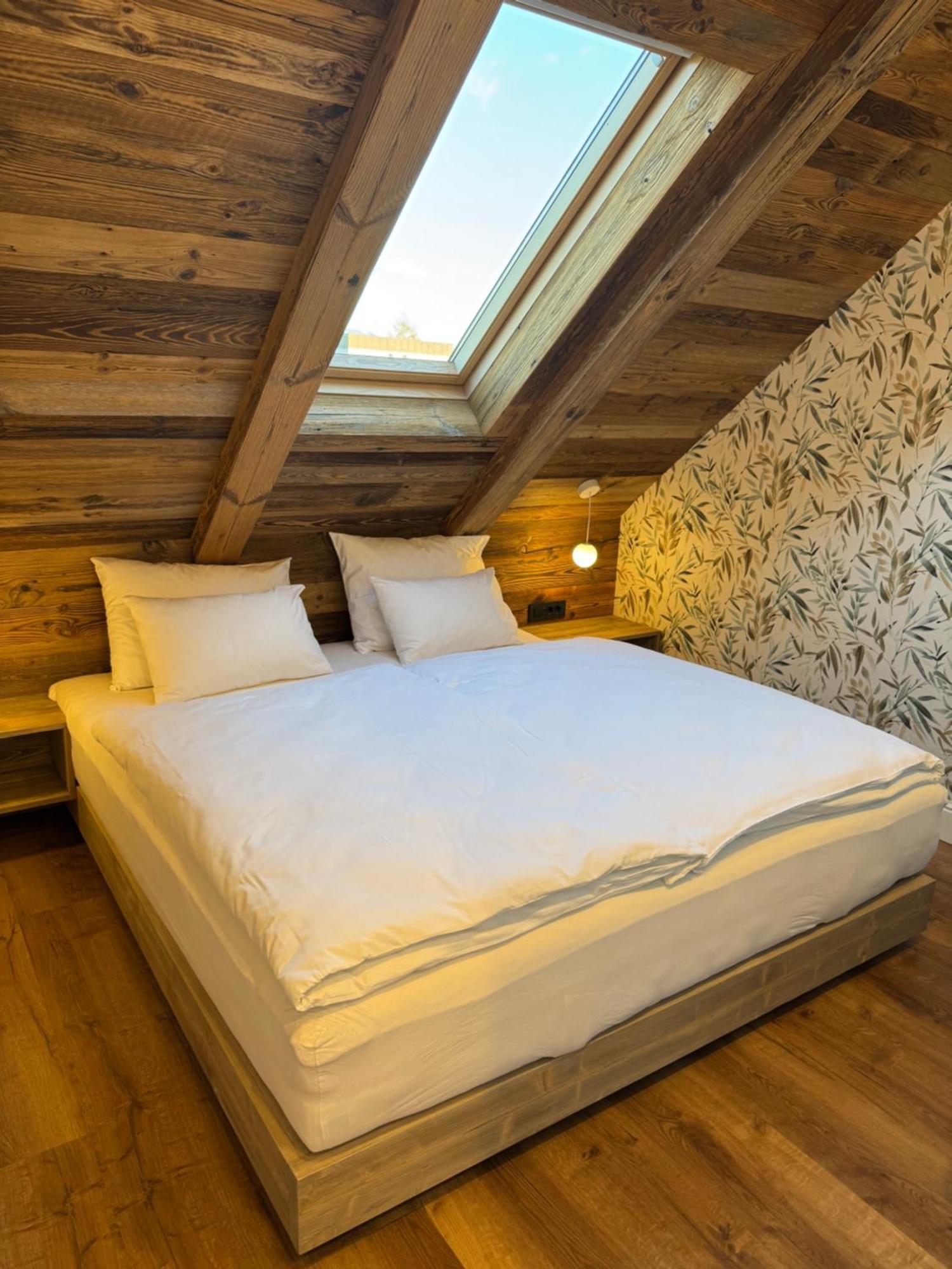Vila Urbana Luxury Apartments Lesce  Esterno foto